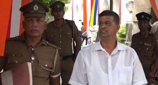 පොහොට්ටුවේ හිටපු සභාපති උදේනි අතුකෝරල අධිකරණයට